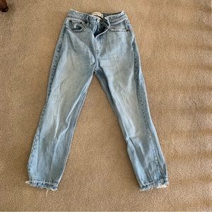 Abercrombie Curve Love High Rise Mom Jeans size 25 short